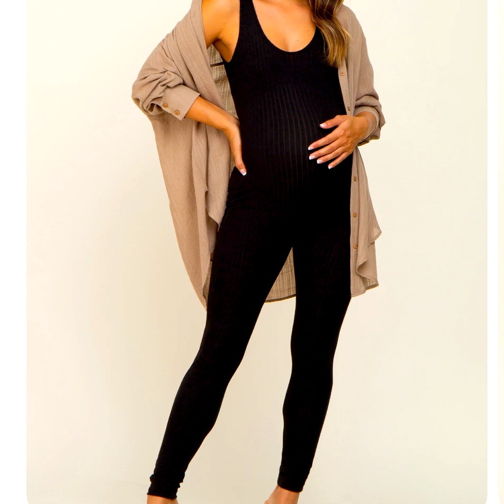 Black Ribbed Bodycon
Maternity Jumpsuit from pink blush